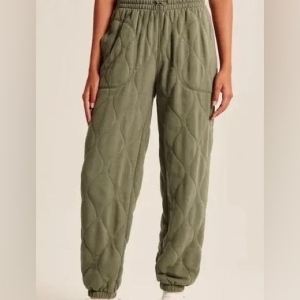 Abercrombie & Fitch Women's‎ Green Joggers-tracksuits Medium